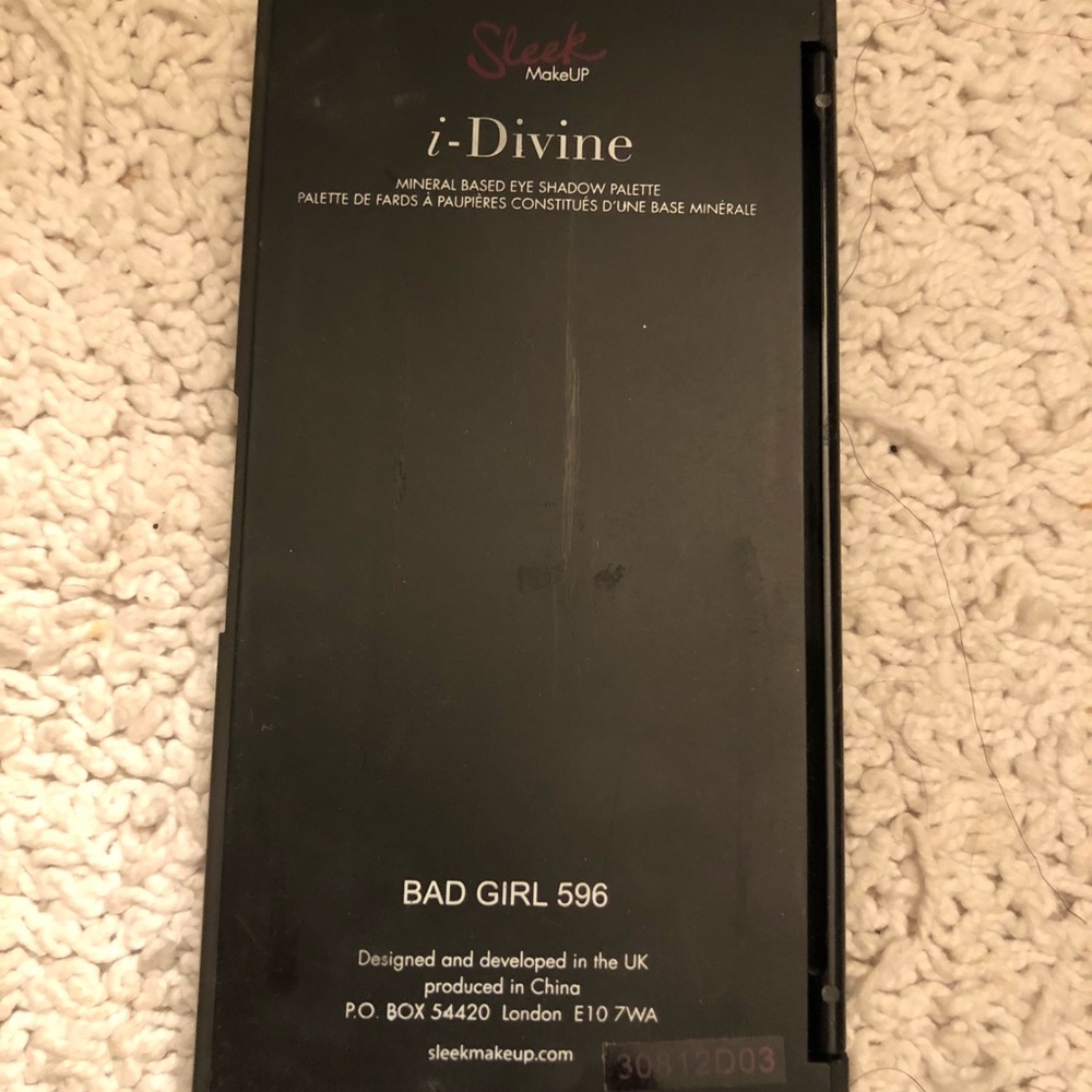 Sleek Makeup eyeshadow pallet